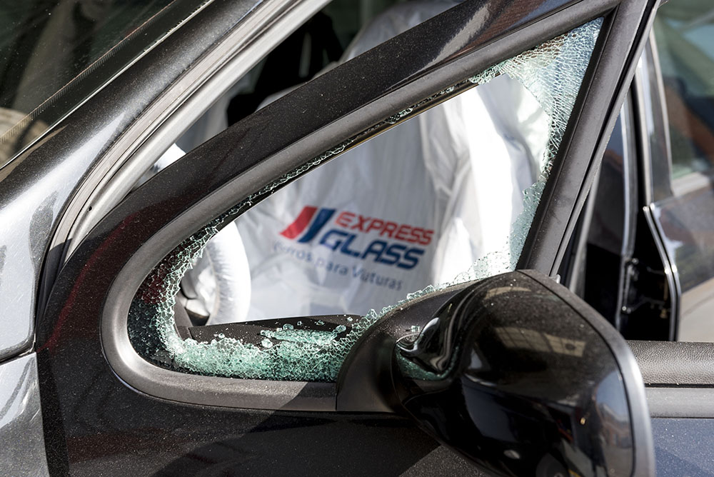 Broken glass, broken automotive glass, window glass broken